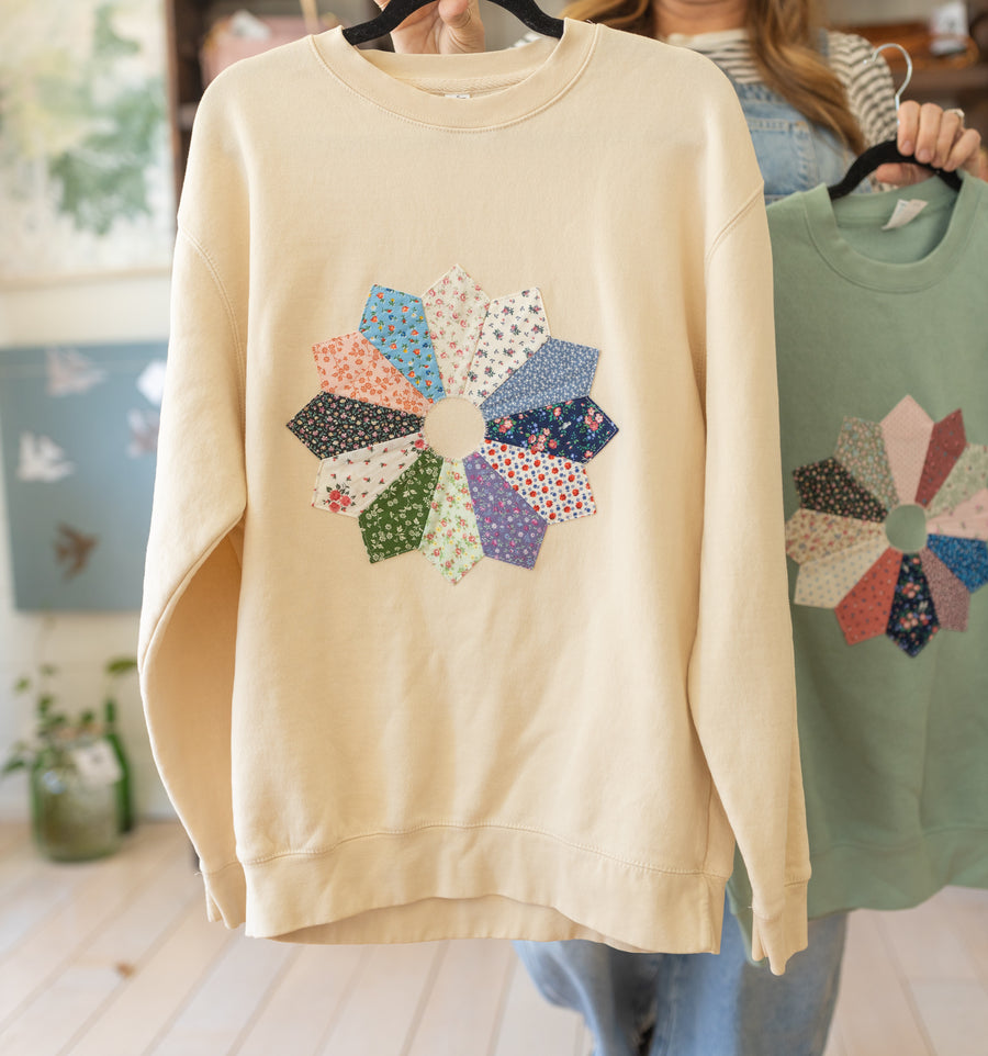 Quilted Dresden Plate Sweatshirt