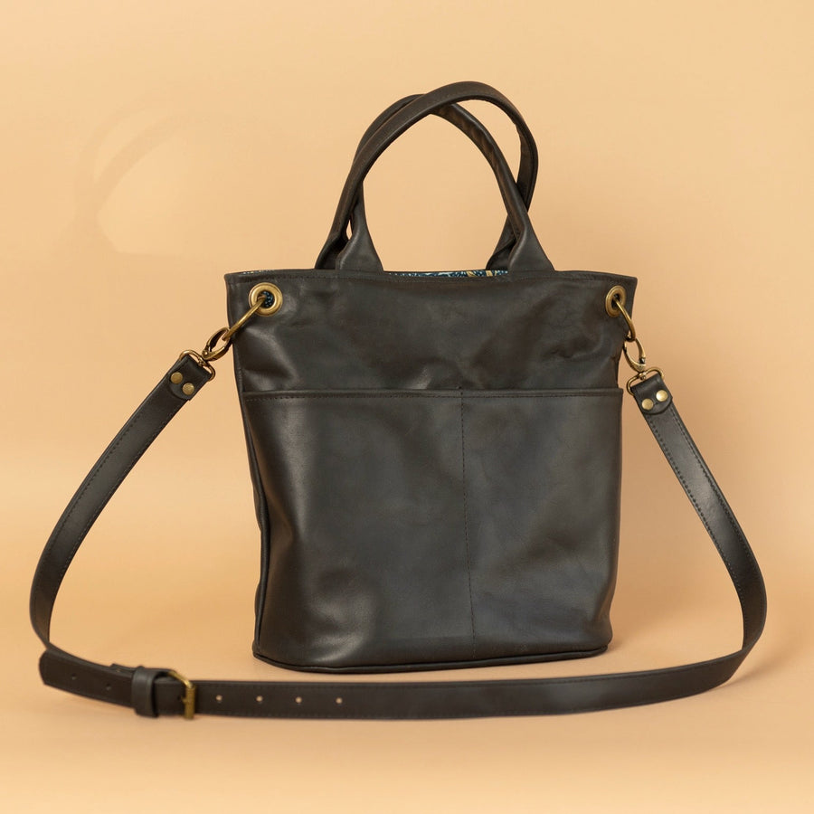 Sutton Jr Tote in Black